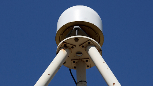 Autonomous Farming Antenna: 2cm Precision Seeding (-40℃~70℃ Resistance)
